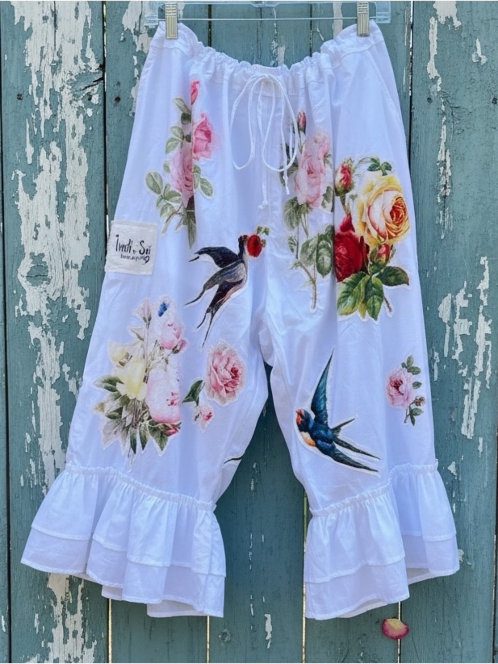 White Floral & Bird Ruffle Hem Wide-Leg Boho Pant Bloomers NWOT